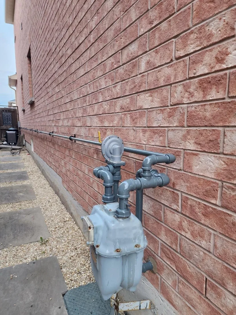 Gas line installation by Airrand